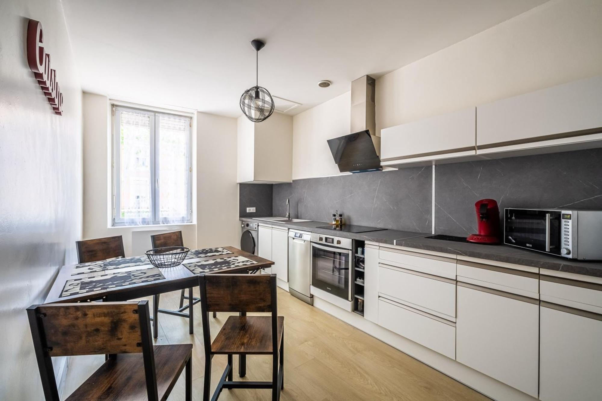 L'appart Cine, T2 Centre Apartment